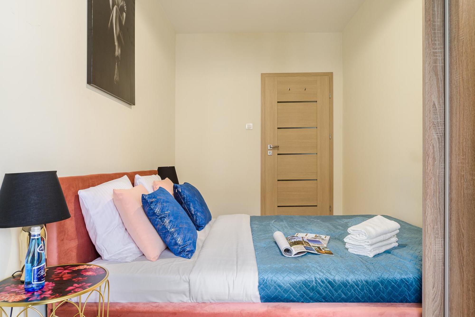 Lumina Stylish 3-Room Apart With Balcony 罗兹 外观 照片