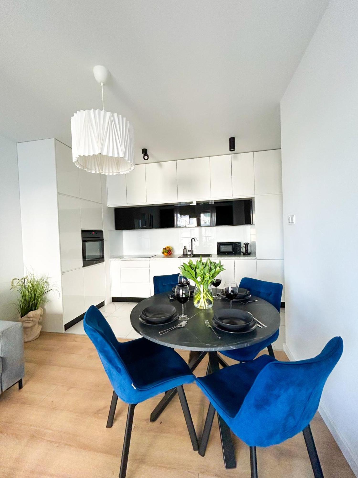 Lumina Stylish 3-Room Apart With Balcony 罗兹 外观 照片