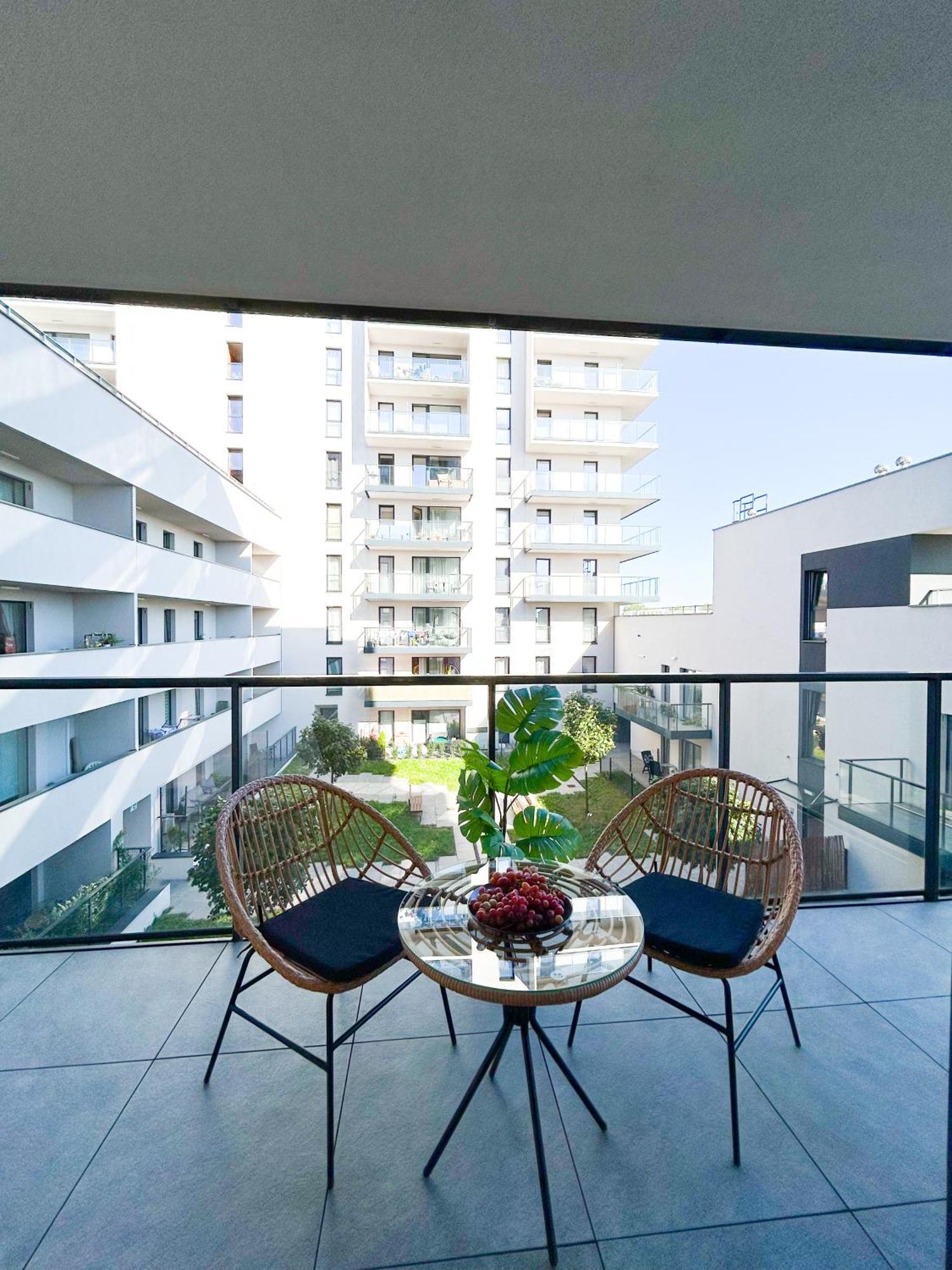 Lumina Stylish 3-Room Apart With Balcony 罗兹 外观 照片