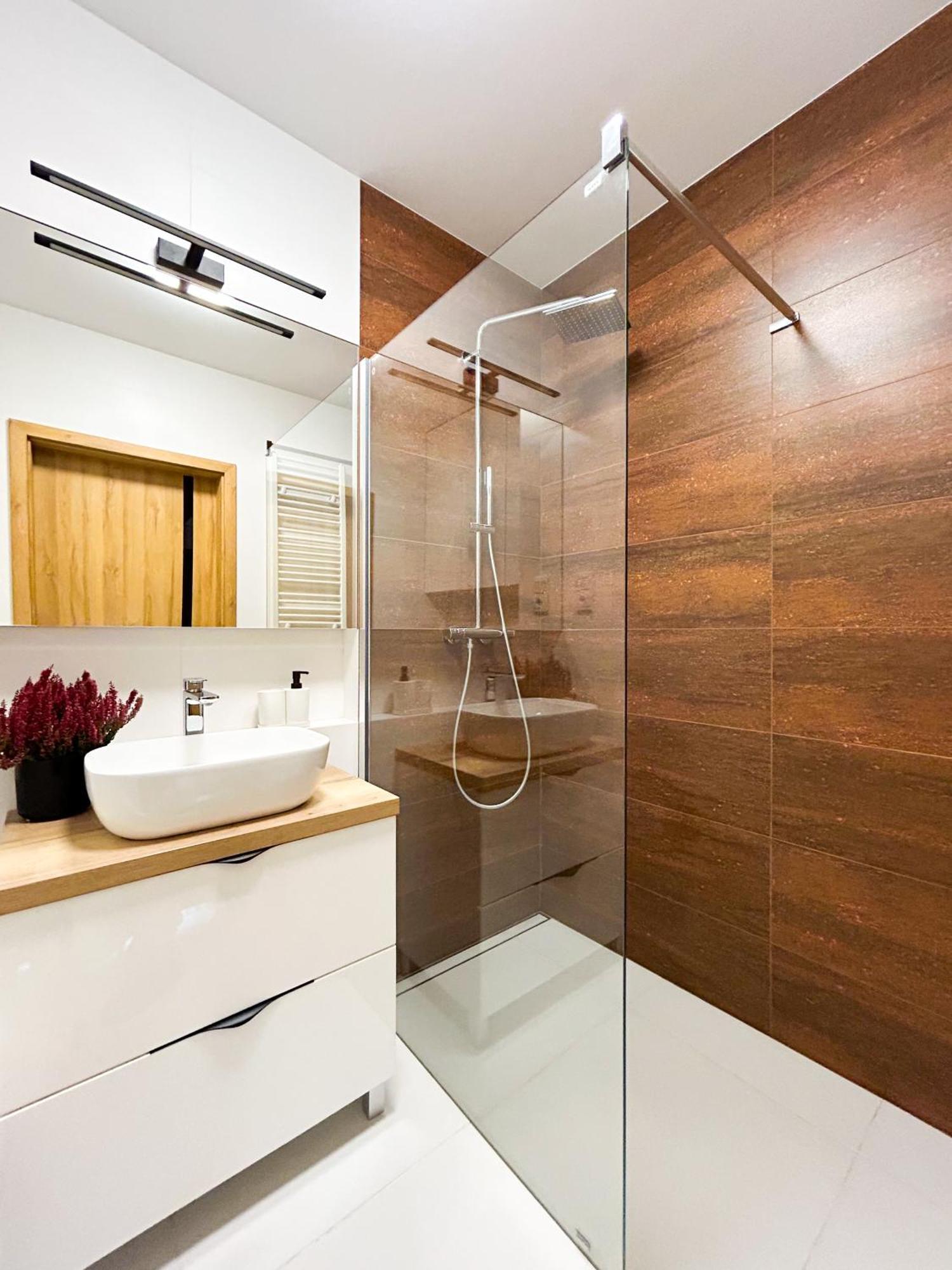 Lumina Stylish 3-Room Apart With Balcony 罗兹 外观 照片