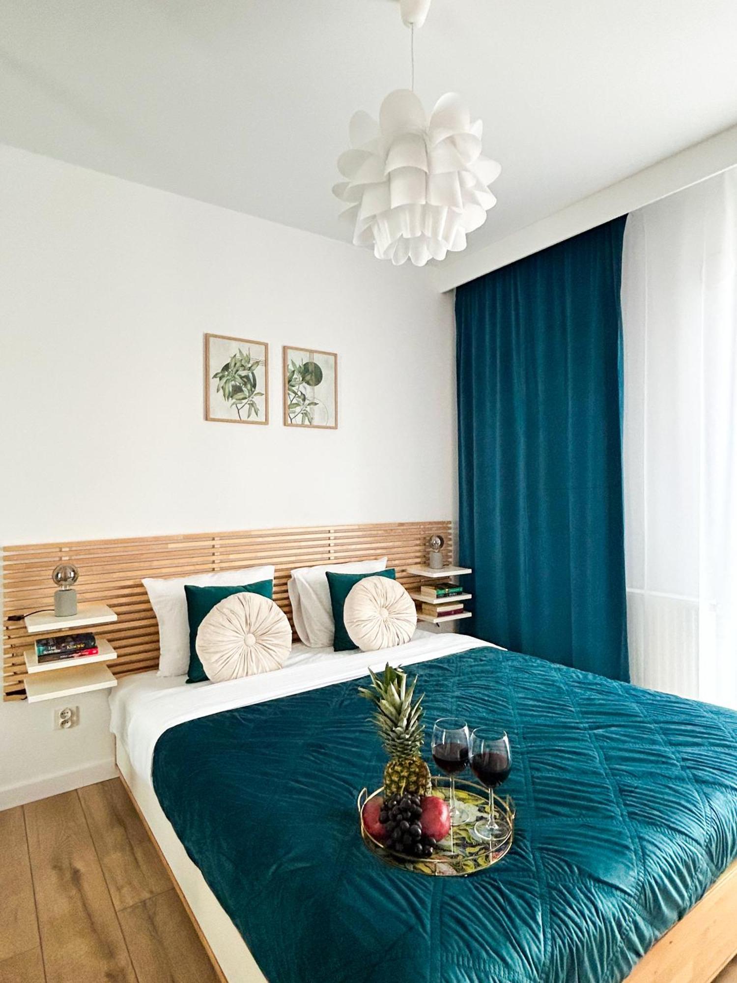 Lumina Stylish 3-Room Apart With Balcony 罗兹 外观 照片